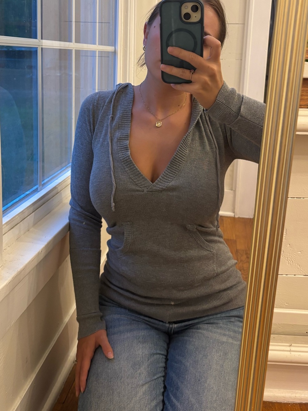 Y2K Grey Rue 21 Sweater Hoodie